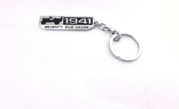 3D 1941 jeep metal keychain - Image 4