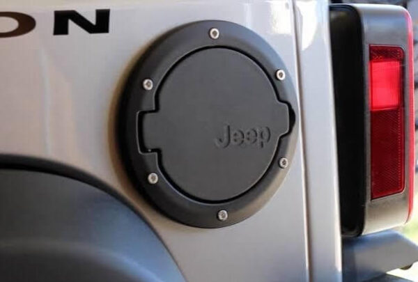 fuel tank cap for mahindra thar, mm540, mm550 / maruti suzuki gypsy (BLACK)